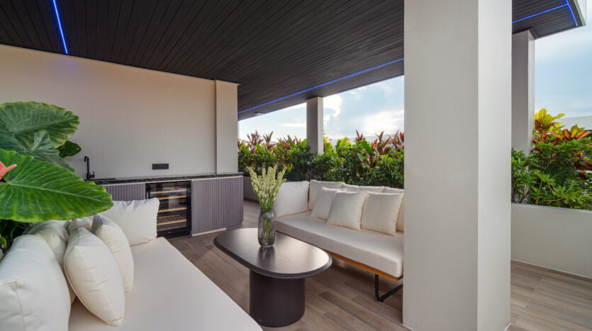 Architectural Masterpiece in Canggu – The Ultimate 4-Bedroom Luxury Estate