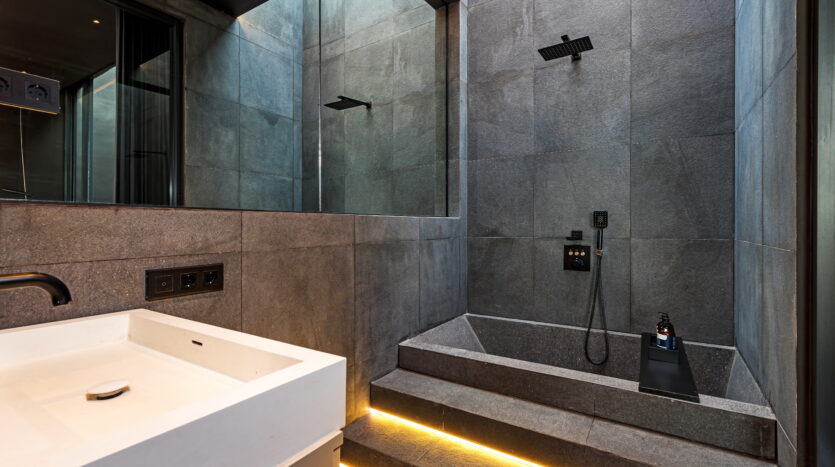 Architectural Masterpiece in Canggu – The Ultimate 4-Bedroom Luxury Estate