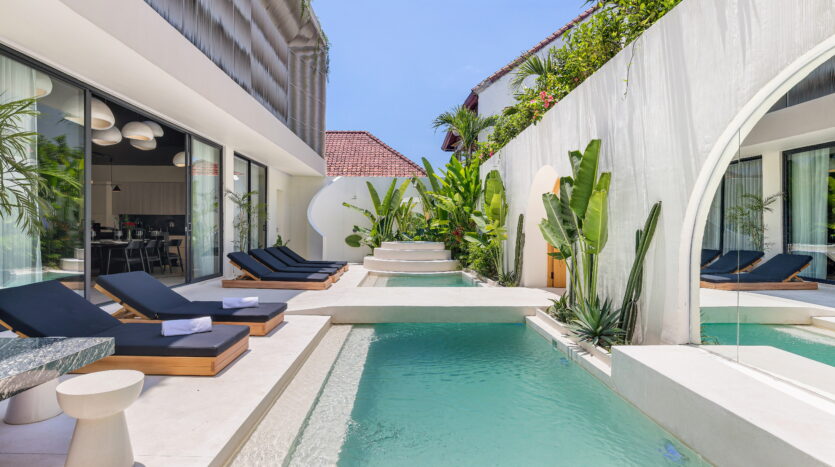 Architectural Masterpiece in Canggu – The Ultimate 4-Bedroom Luxury Estate