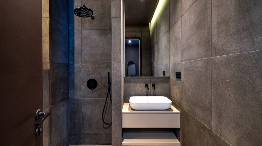 Architectural Masterpiece in Canggu – The Ultimate 4-Bedroom Luxury Estate