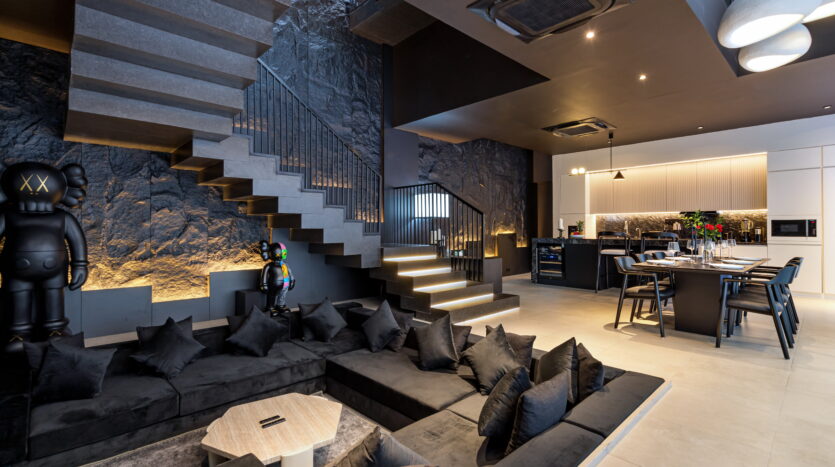 Architectural Masterpiece in Canggu – The Ultimate 4-Bedroom Luxury Estate