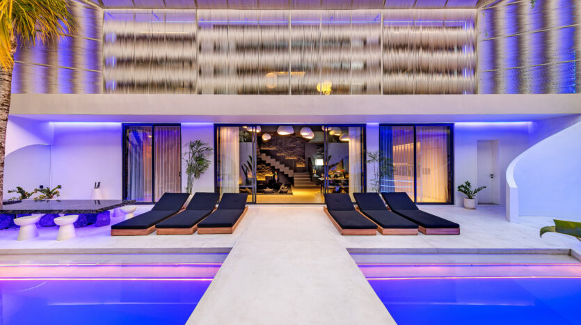 Architectural Masterpiece in Canggu – The Ultimate 4-Bedroom Luxury Estate