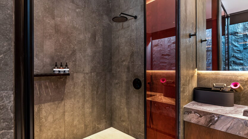 3-BEDROOM MASTERPIECE IN CANGGU